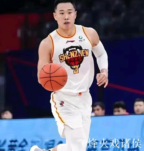 詹姆斯32+15天津胜广东 贺希宁17分深圳负上海