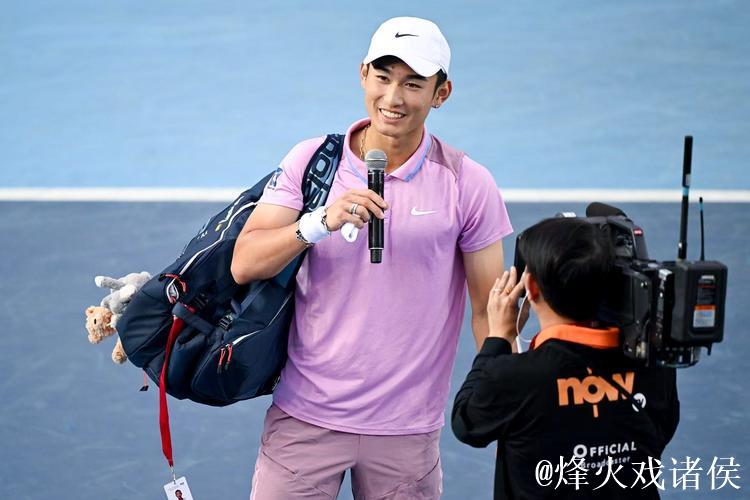 香港赛商竣程因感冒退赛 锦织圭重返决赛